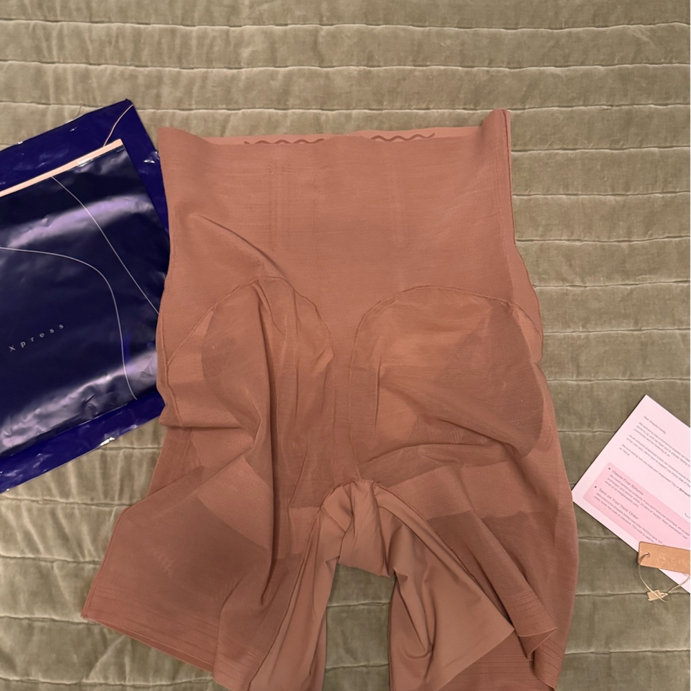 Shapellx Seamless High-Waist Shapewear Shorts - Picture 2 of 2